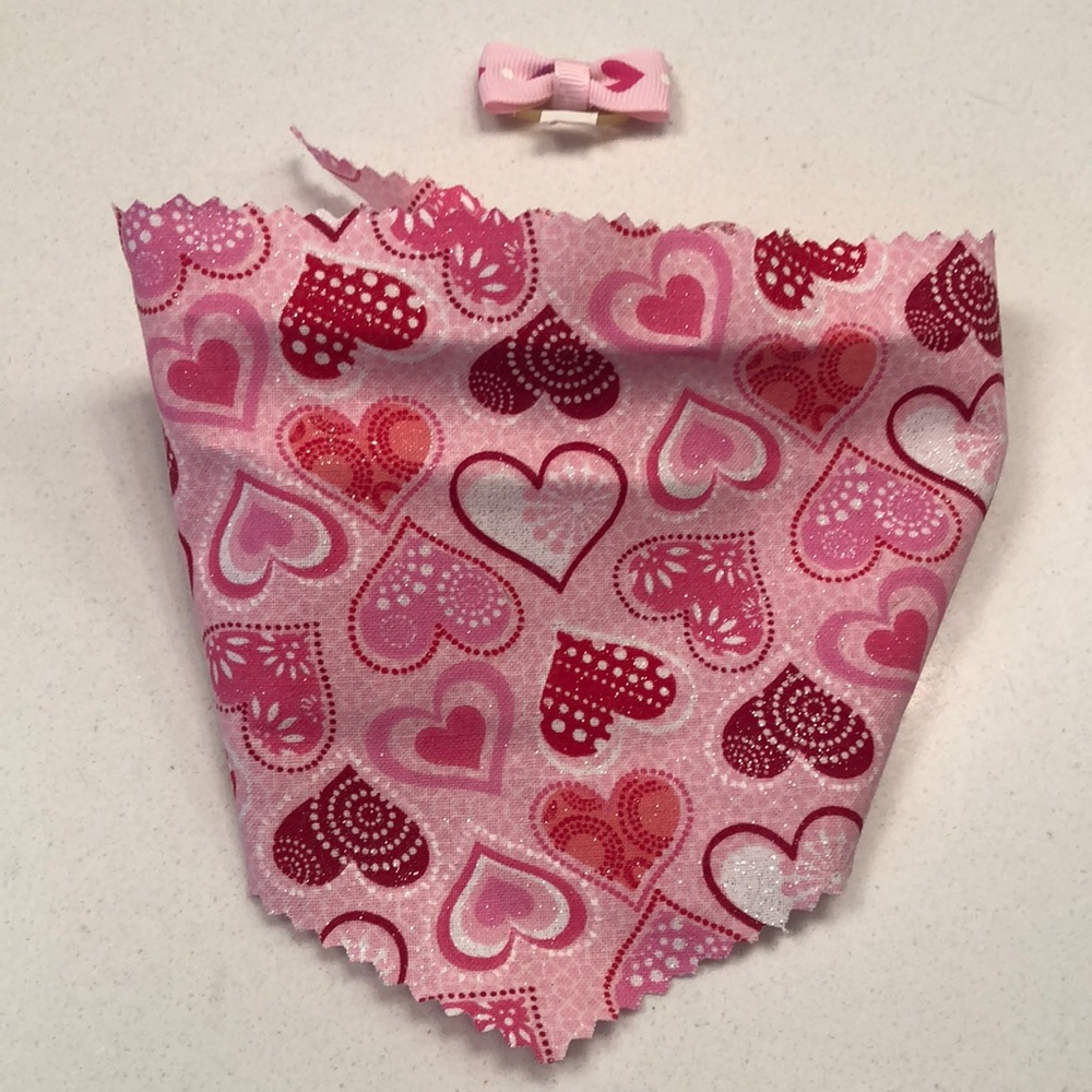 Brand New Small Dog Pet Sparkling Heart Valentine Tie and Hair Tie Pony Tail